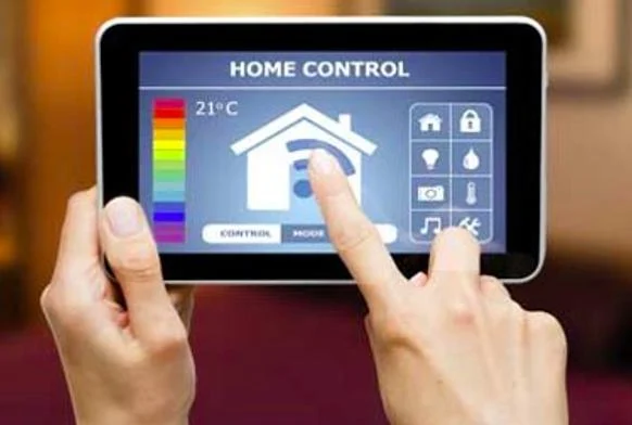 Control de una casa inteligente desde una pantalla táctil